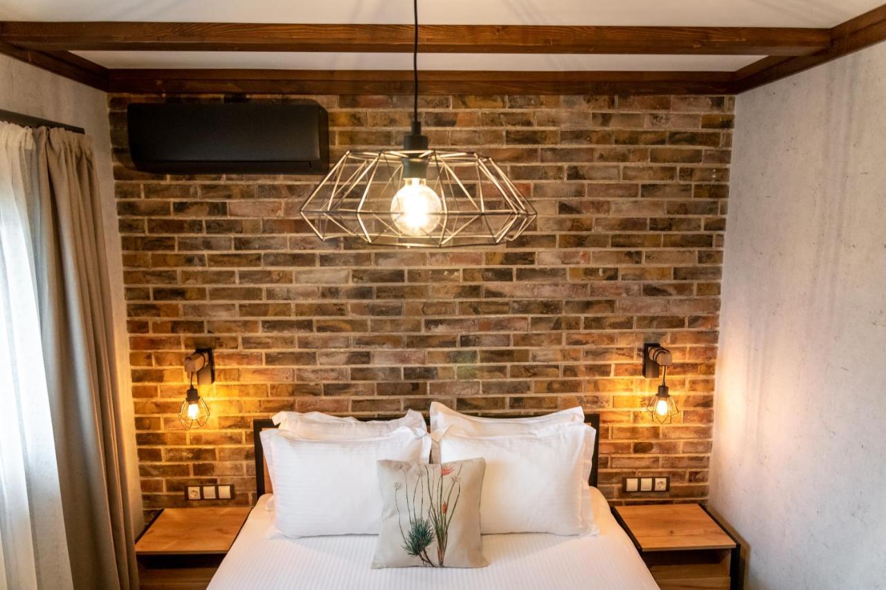 Hotel Hunters House Ezerets Buitenkant foto